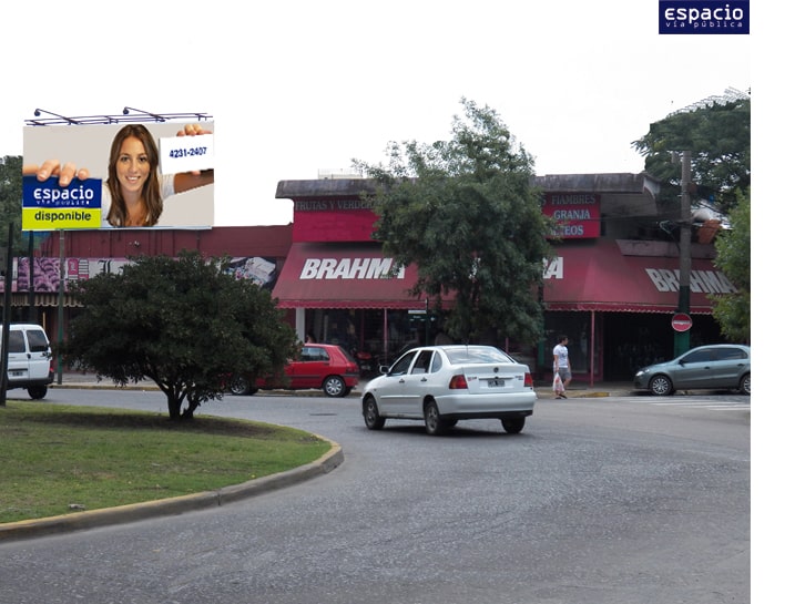 AV. ESPORA Y PLAZA ROSALES ADROGUE CENTRO